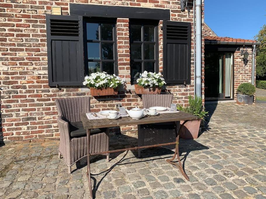 Lovely 1-Bedroom Appartement Le Joyau With Indoor Pool And Sauna Lasne Eksteriør bilde